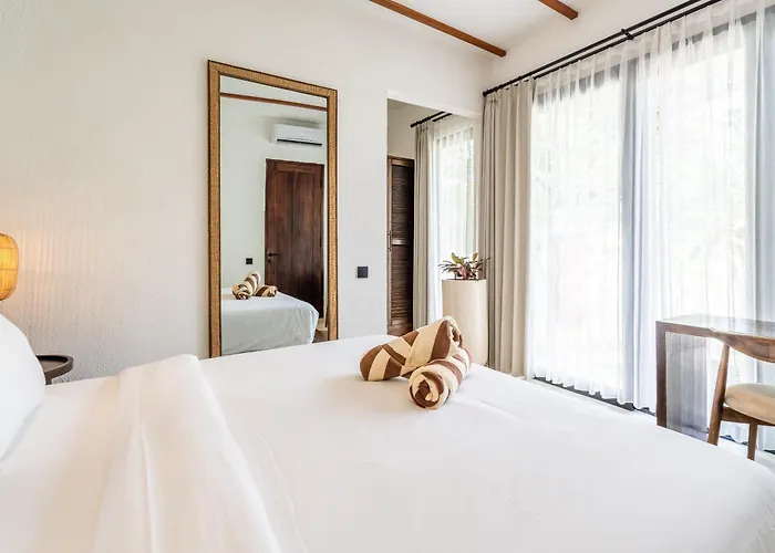Sacred Jungle By Evdekimi - Stylish Jungle Retreat With & With Kitchens, Pools And Concierge Service In