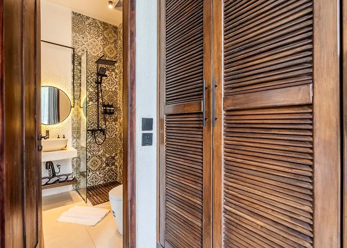 Sacred Jungle By Evdekimi - Stylish Jungle Retreat With & With Kitchens, Pools And Concierge Service In Villa *