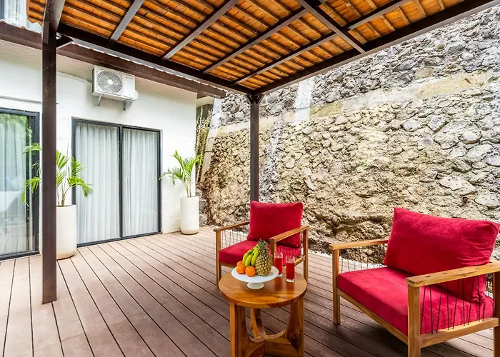 Sacred Jungle By Evdekimi - Stylish Jungle Retreat With & With Kitchens, Pools And Concierge Service In Ubud