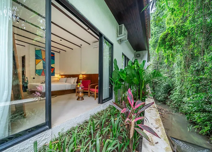 Sacred Jungle By Evdekimi - Stylish Jungle Retreat With & With Kitchens, Pools And Concierge Service In