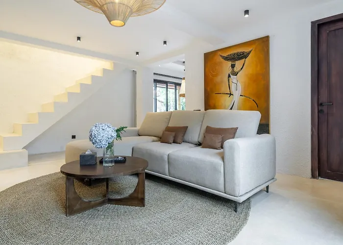 Sacred Jungle By Evdekimi - Stylish Jungle Retreat With & With Kitchens, Pools And Concierge Service In * Ubud